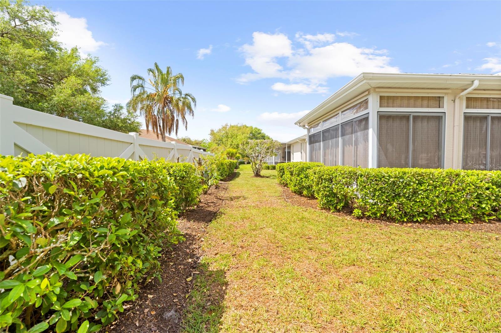 Image 24 of 32 For 15028 Middle Fairway Drive