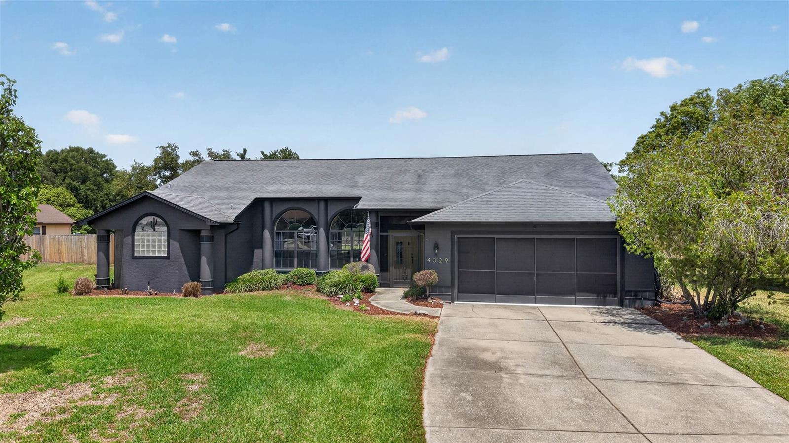 Listing photo id 0 for 4329 Andres Street