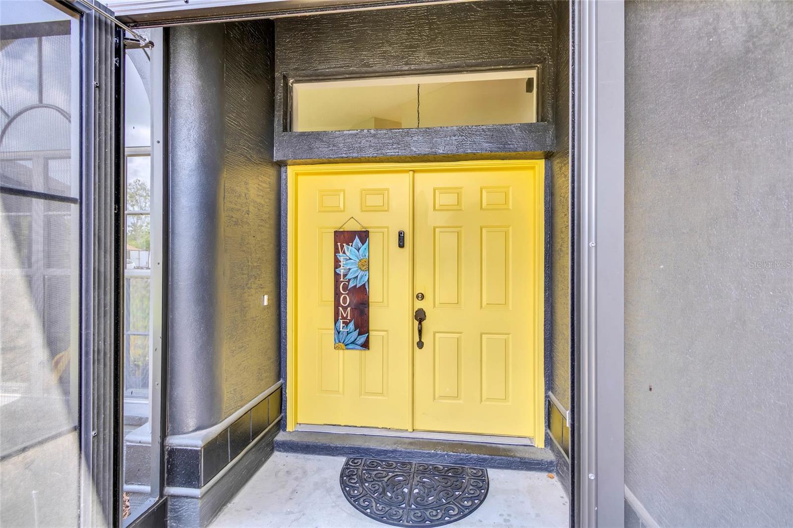 Listing photo id 1 for 4329 Andres Street
