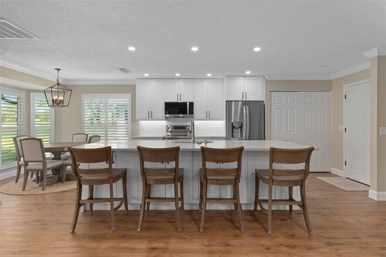 Listing photo id 10 for 6357 Pine Meadows Drive