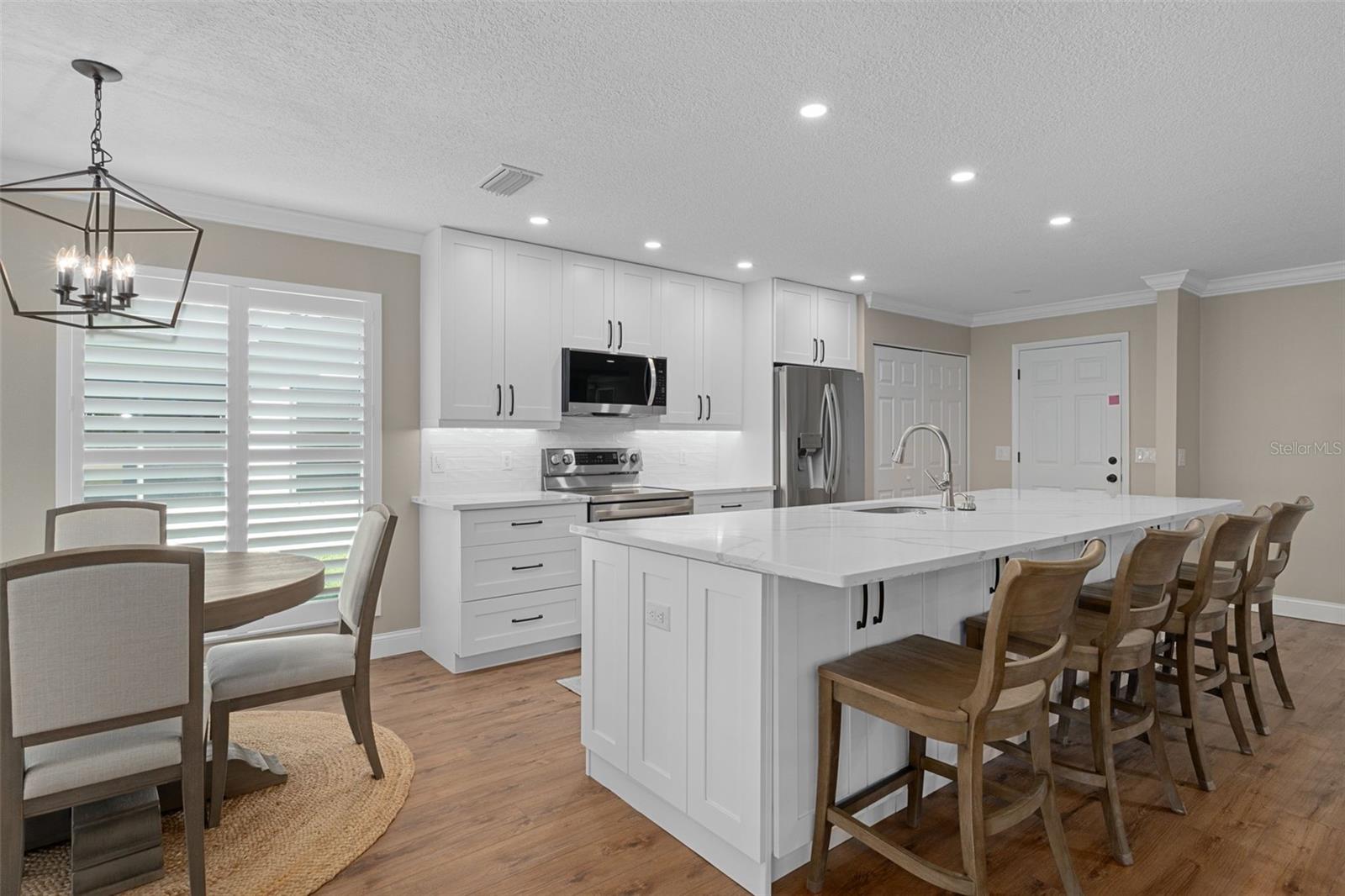 Listing photo id 12 for 6357 Pine Meadows Drive