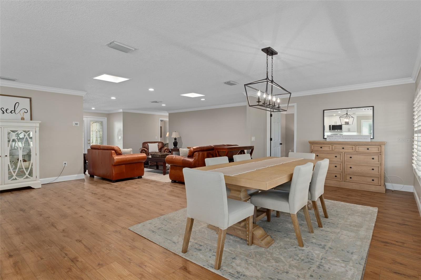 Listing photo id 19 for 6357 Pine Meadows Drive