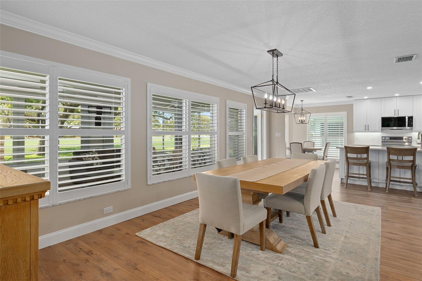 Listing photo id 20 for 6357 Pine Meadows Drive