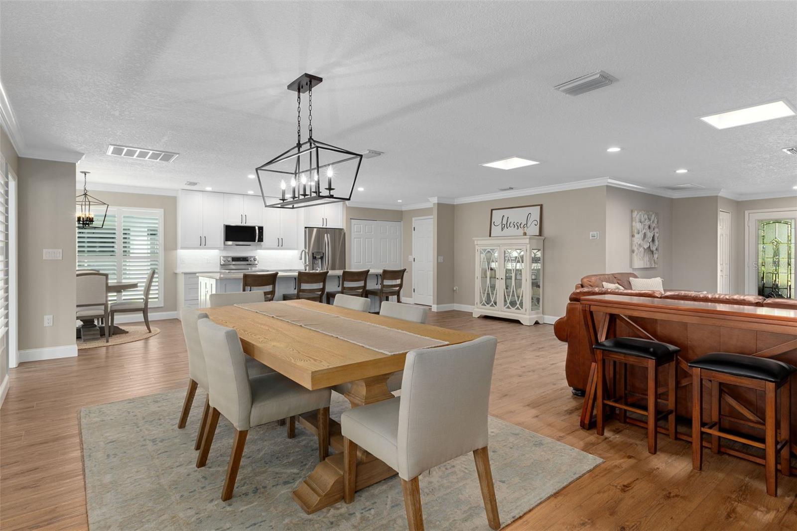 Listing photo id 21 for 6357 Pine Meadows Drive