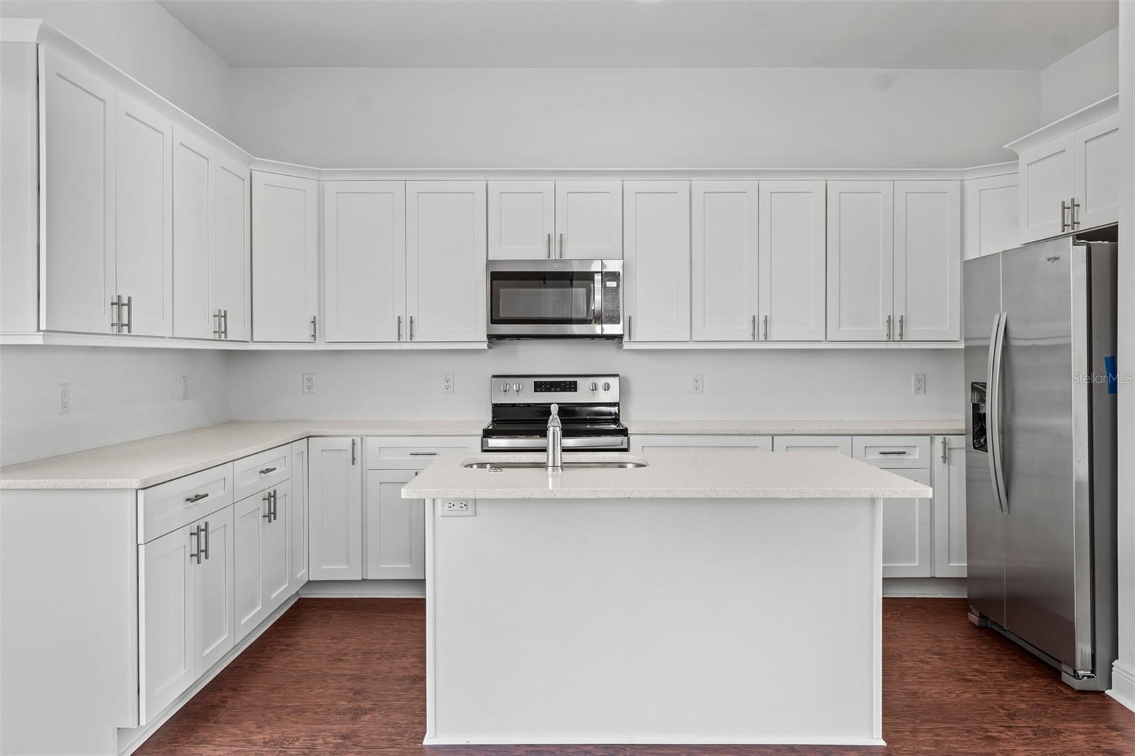 Image 9 of 48 For 5732 Biscayne Court 1