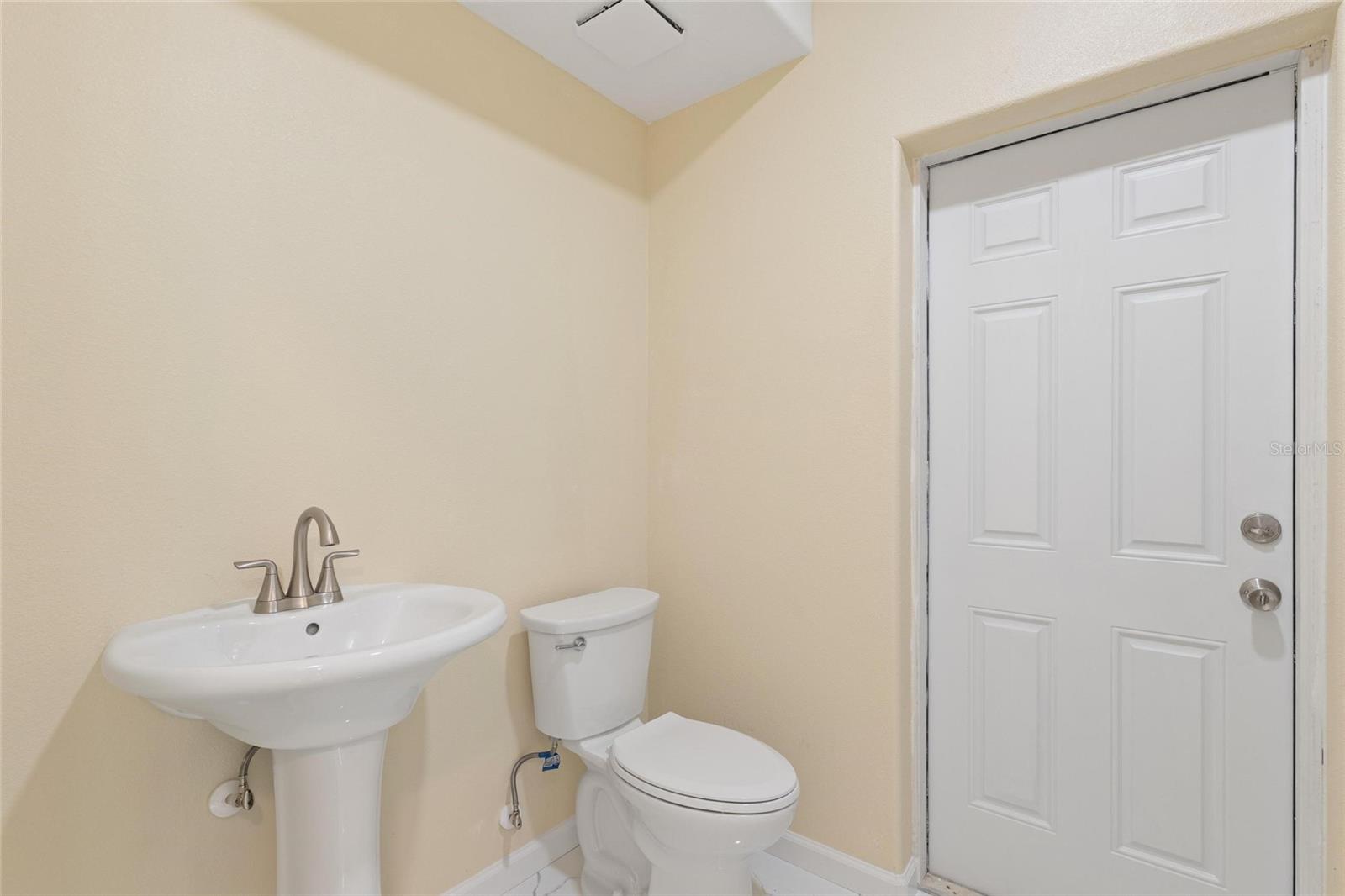 Image 15 of 35 For 743 Bayshore Drive