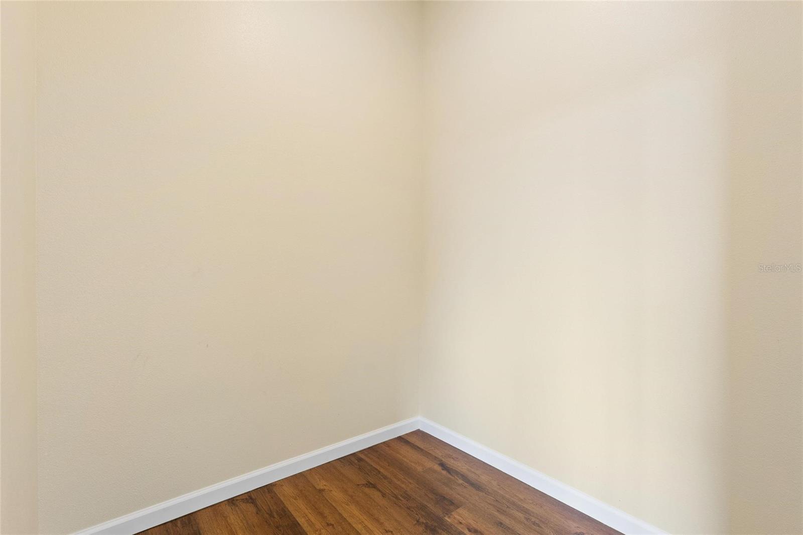 Image 22 of 35 For 743 Bayshore Drive