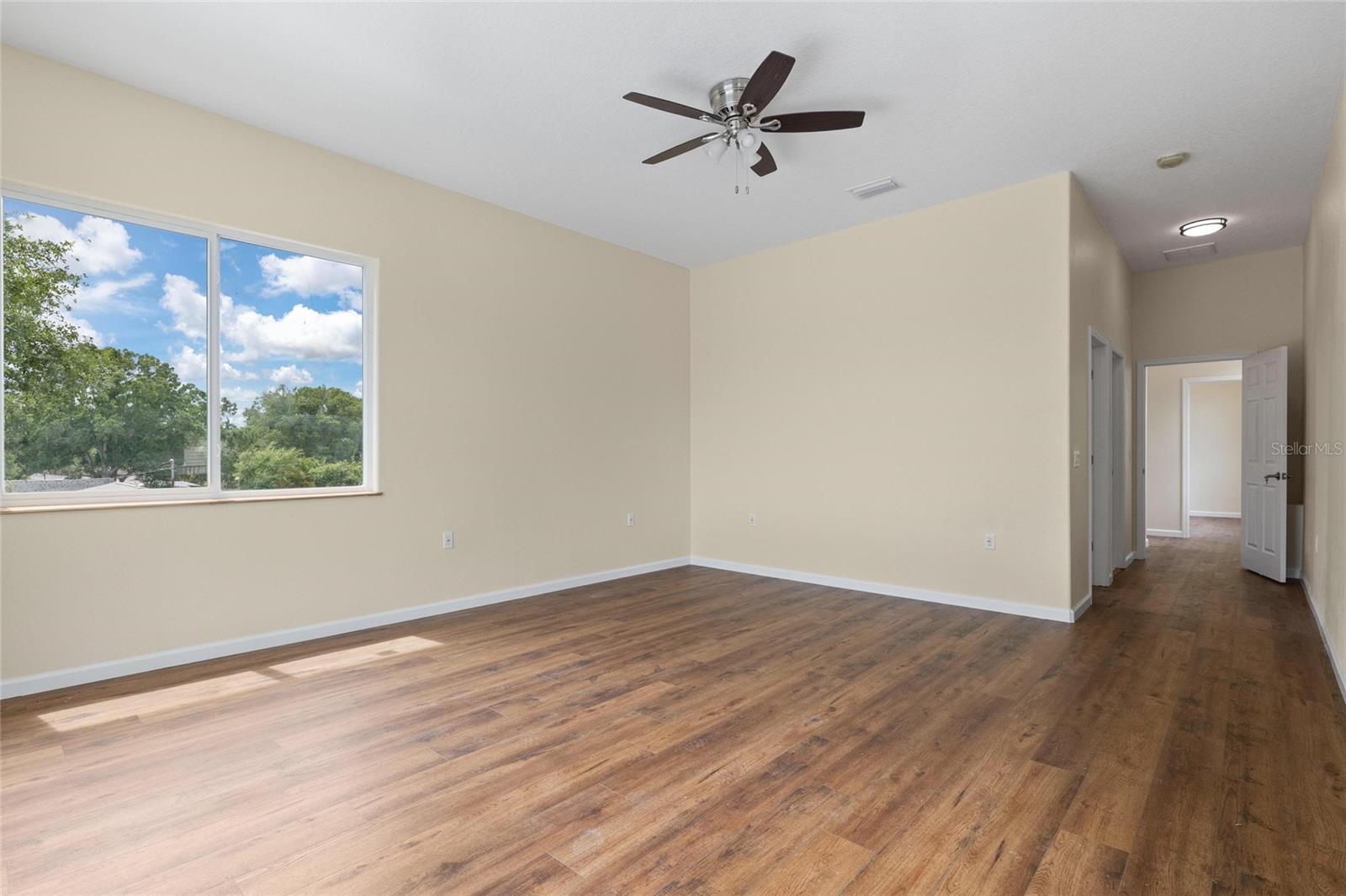 Image 26 of 35 For 743 Bayshore Drive