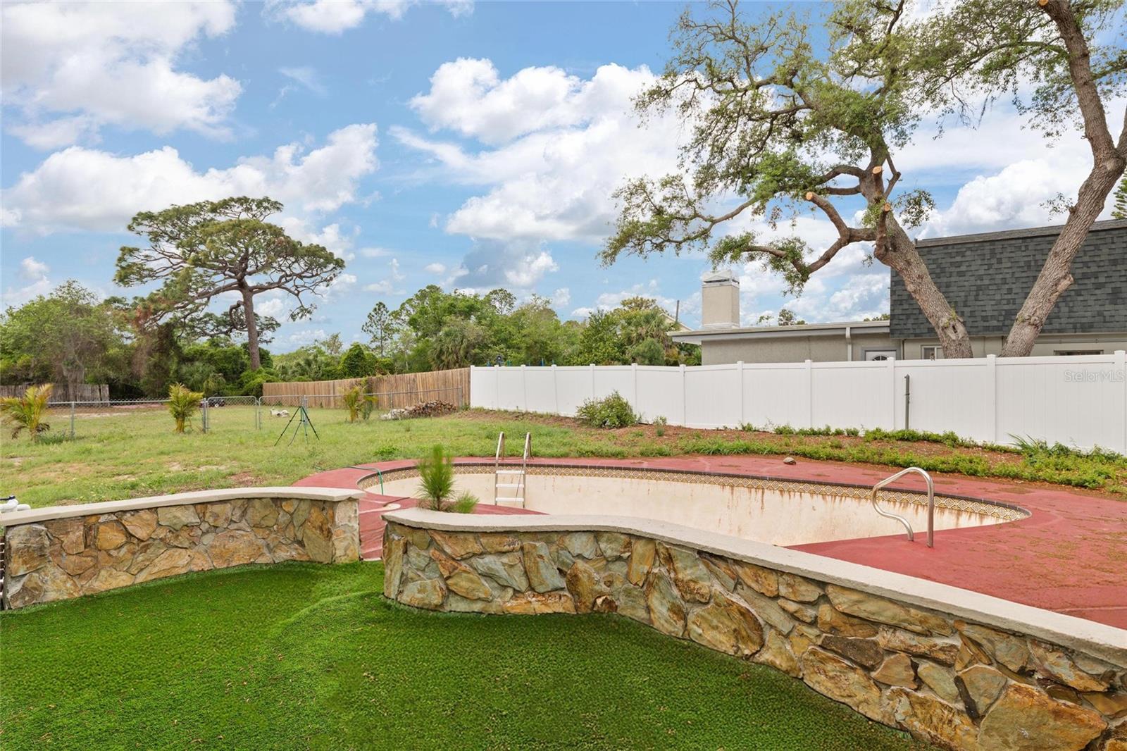 Image 30 of 35 For 743 Bayshore Drive