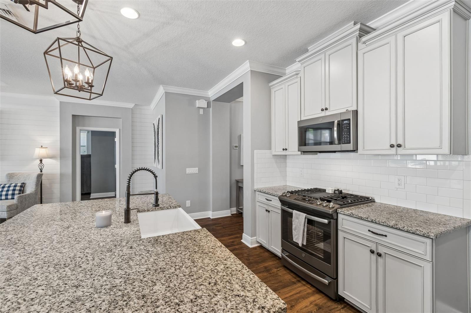 Image 22 of 95 For 4051 Mellon Drive