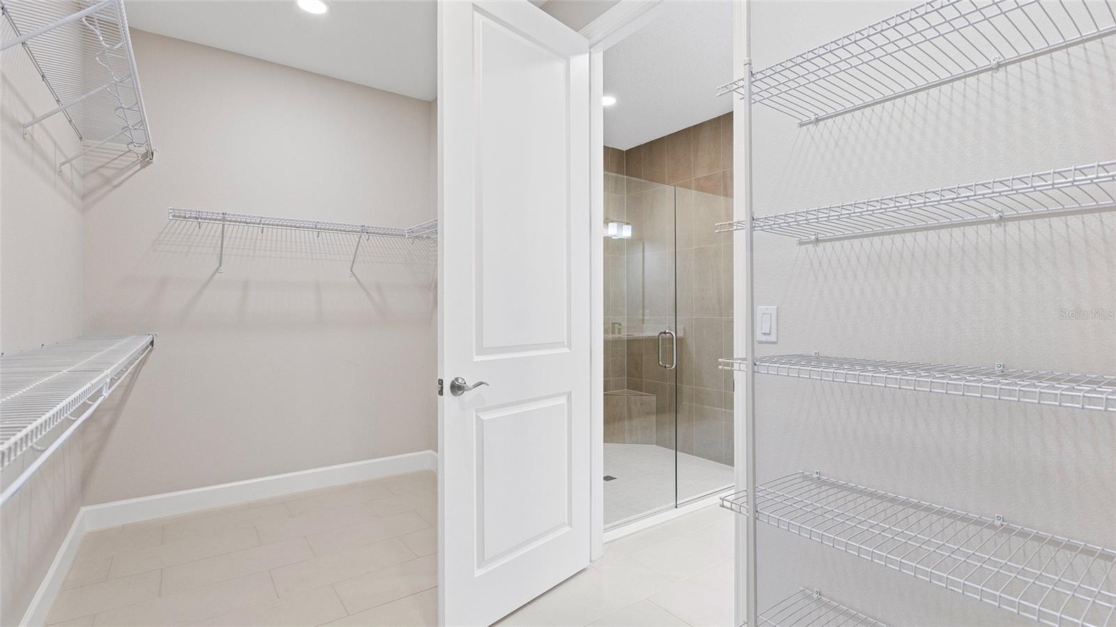 Image 18 of 28 For 1293 Twin Farms Court