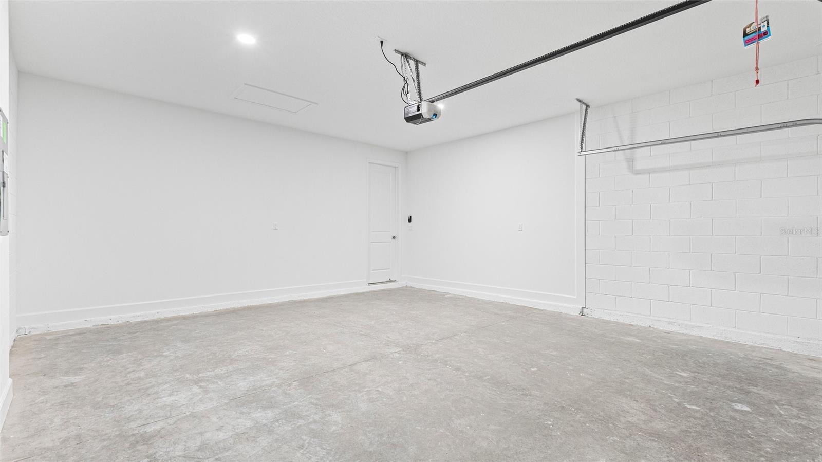 Image 22 of 28 For 1293 Twin Farms Court