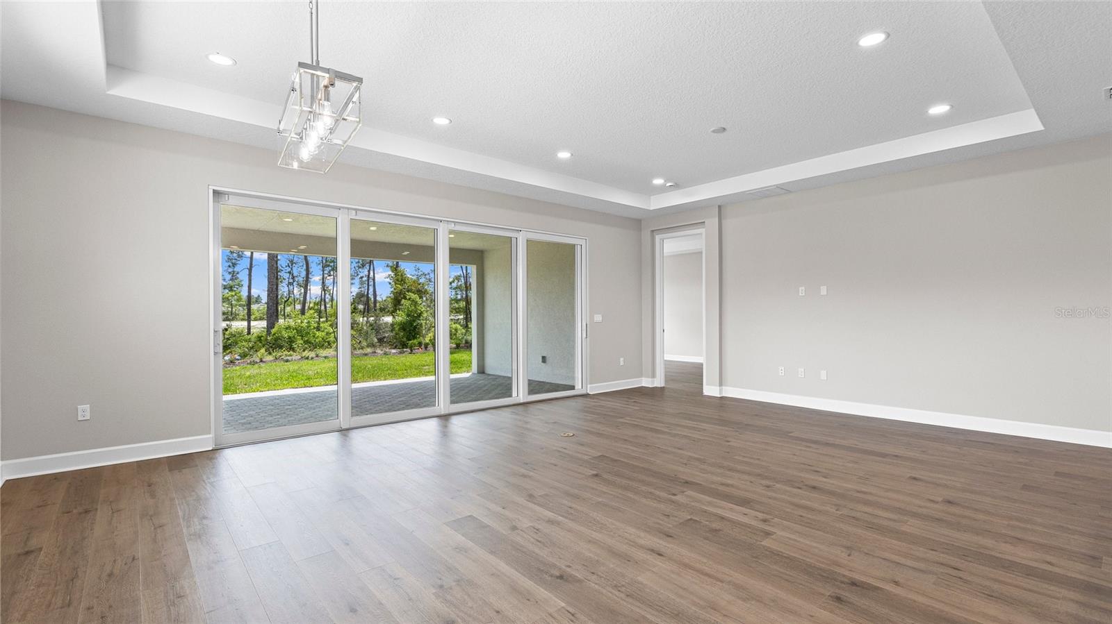 Image 7 of 28 For 1293 Twin Farms Court