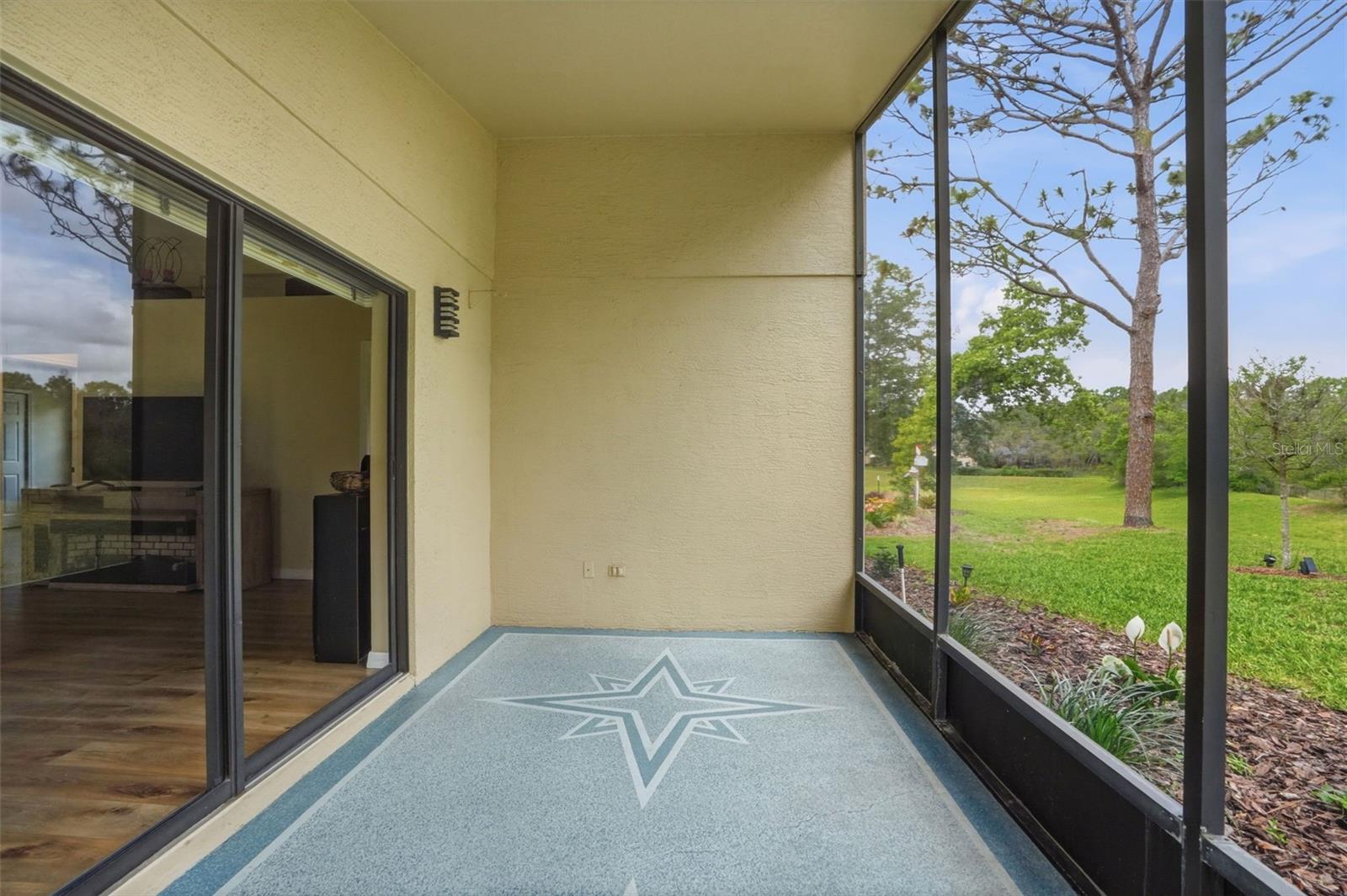 Image 31 of 37 For 11437 Deercroft Court