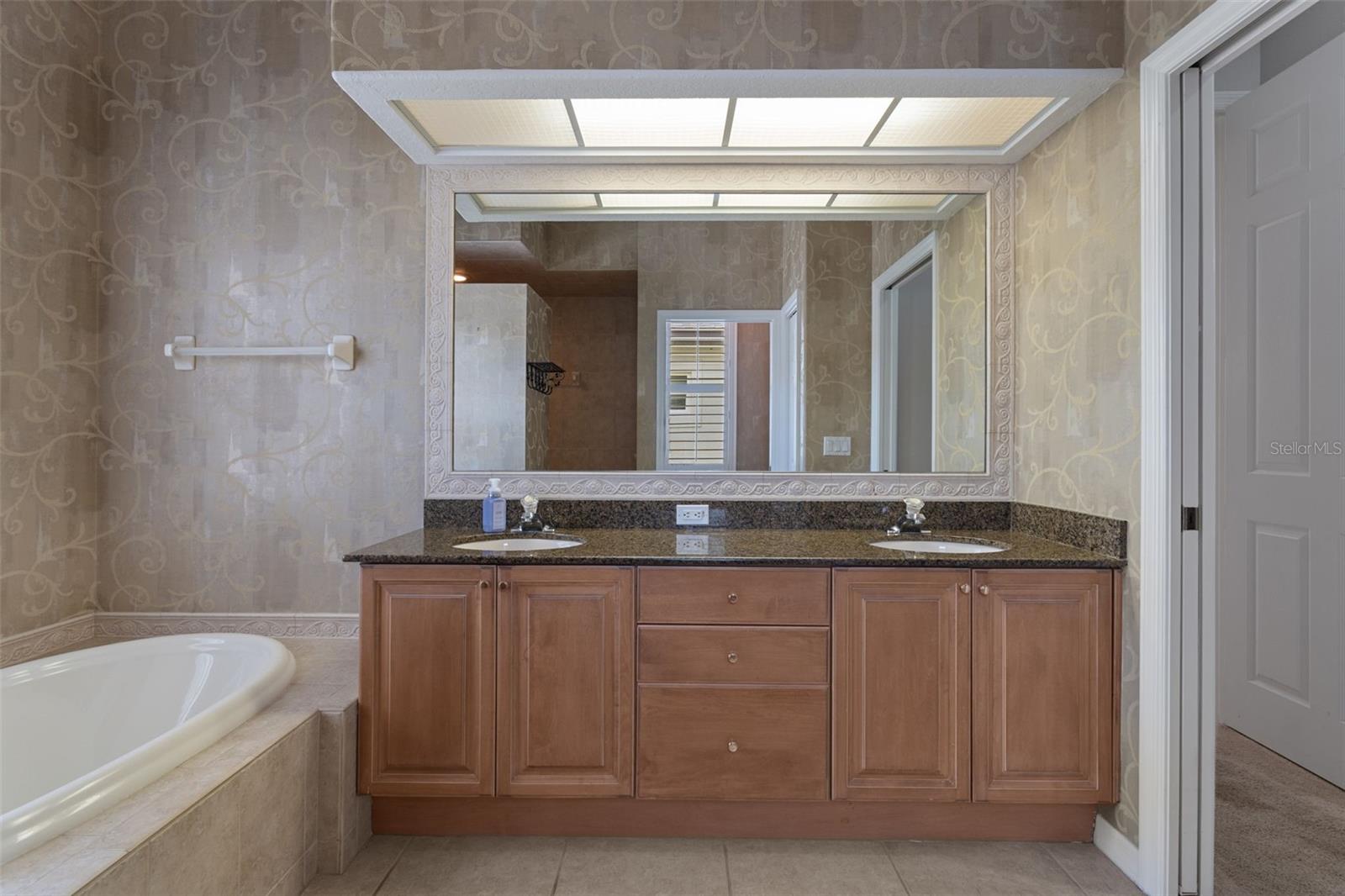 Image 47 of 71 For 5045 Gevalia Drive