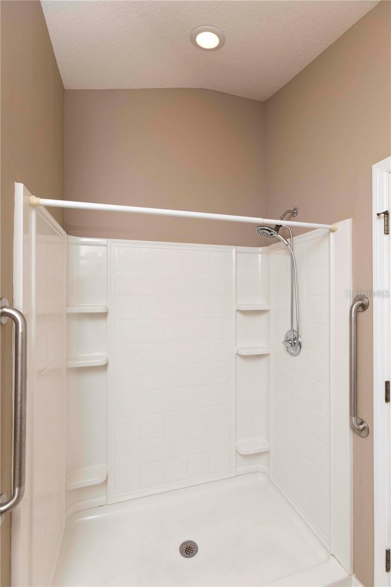 Image 21 of 34 For 8409 Blue Rock Drive