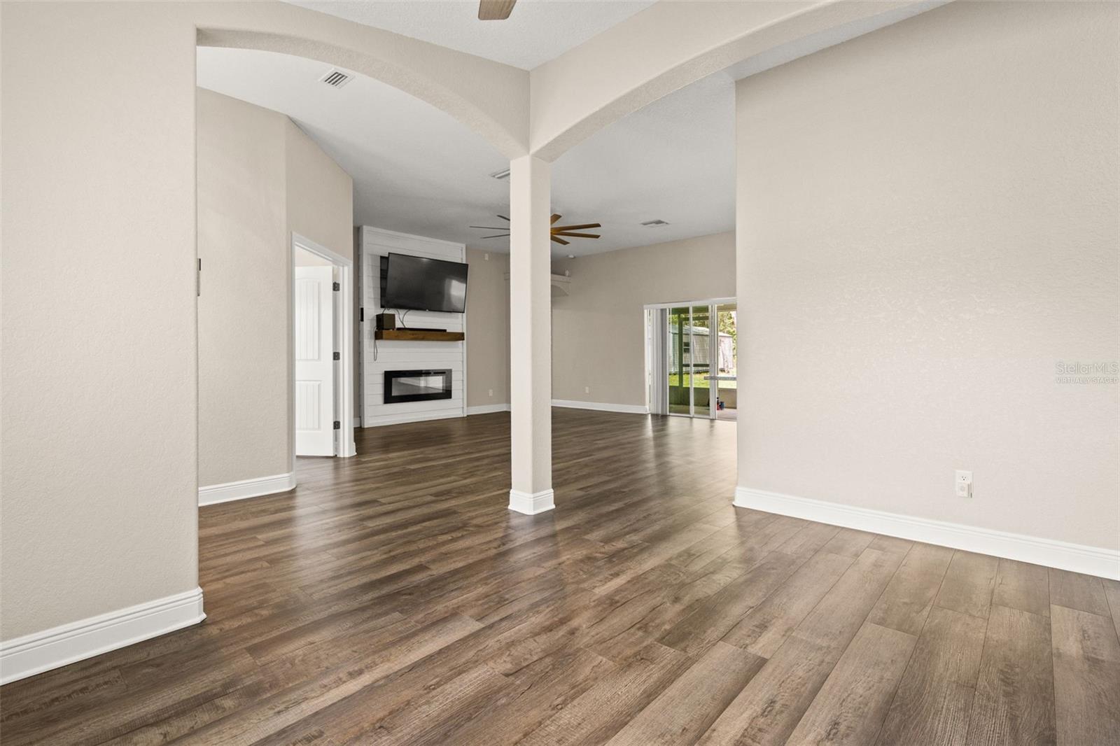 Image 10 of 96 For 11099 Yellow Hammer Road