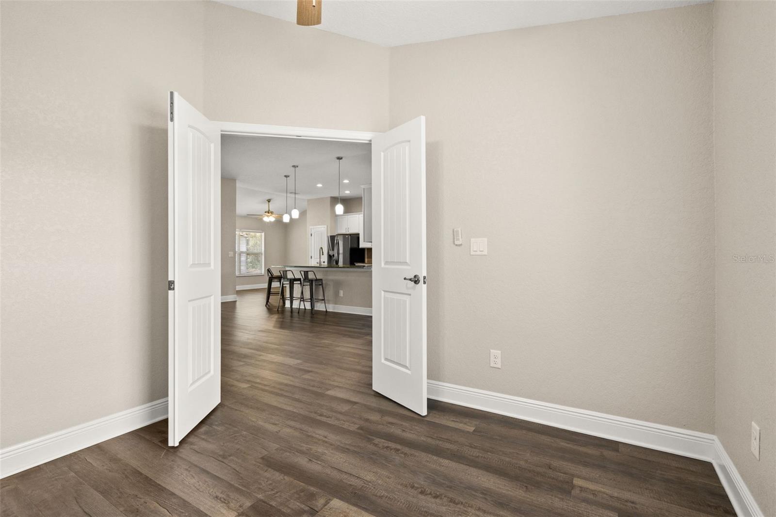 Image 16 of 96 For 11099 Yellow Hammer Road