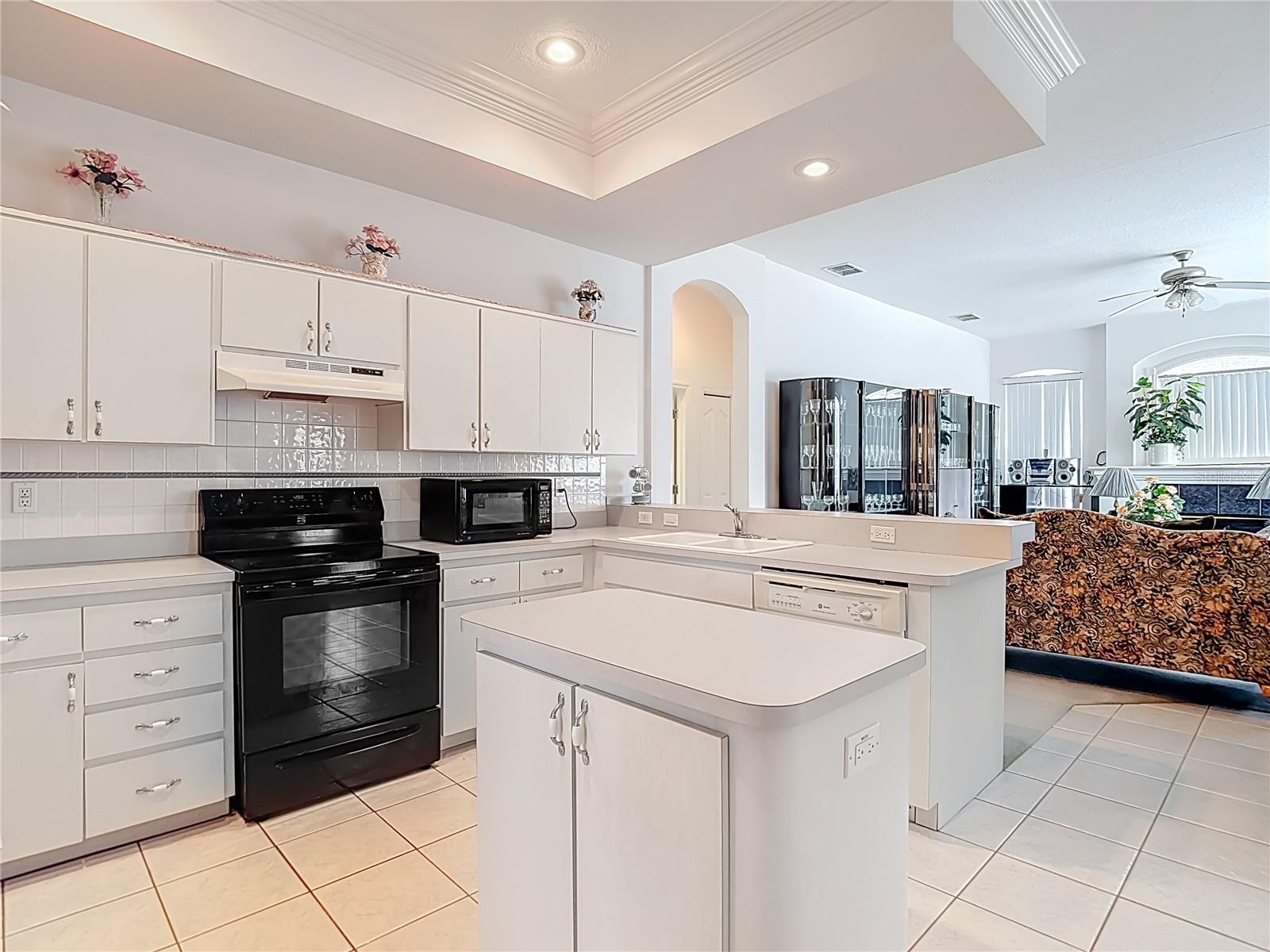 Image 18 of 78 For 8110 Nightwalker Road