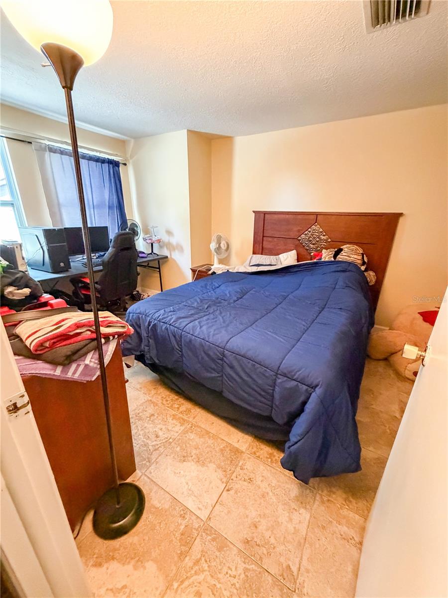 Image 13 of 19 For 7526 Santa Fe Trail