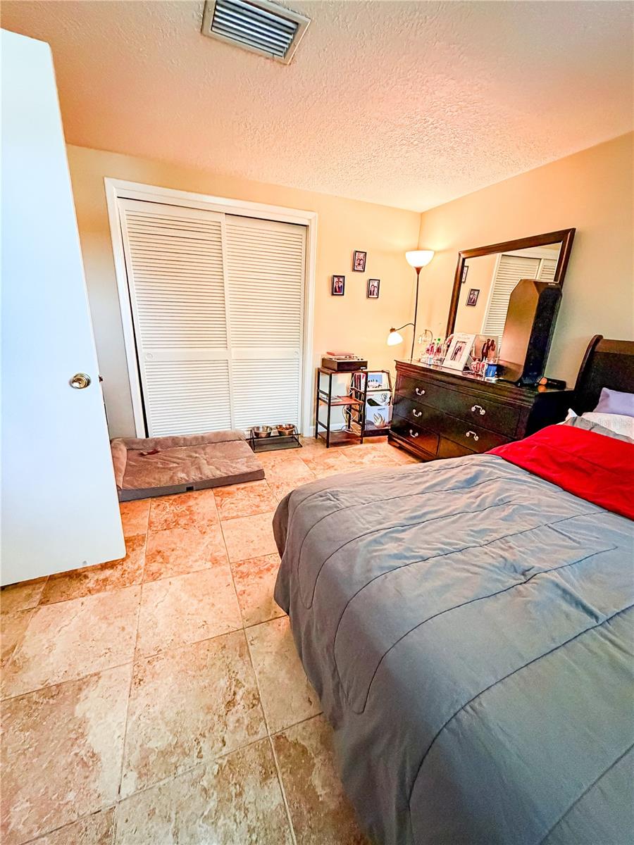 Image 16 of 19 For 7526 Santa Fe Trail