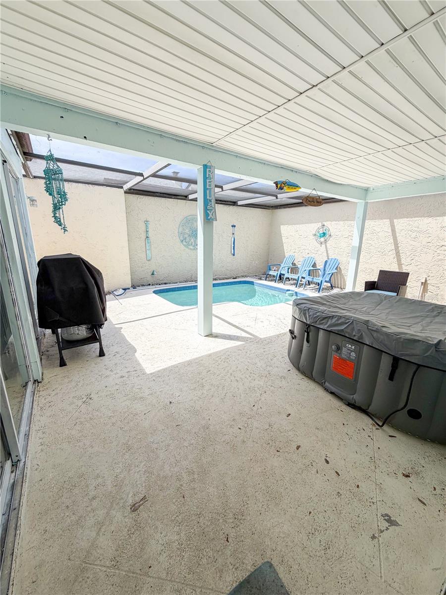 Image 17 of 19 For 7526 Santa Fe Trail