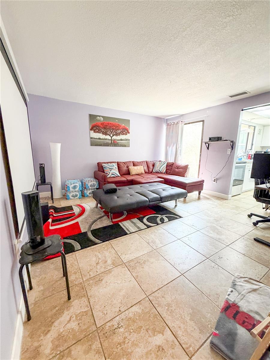 Image 9 of 19 For 7526 Santa Fe Trail