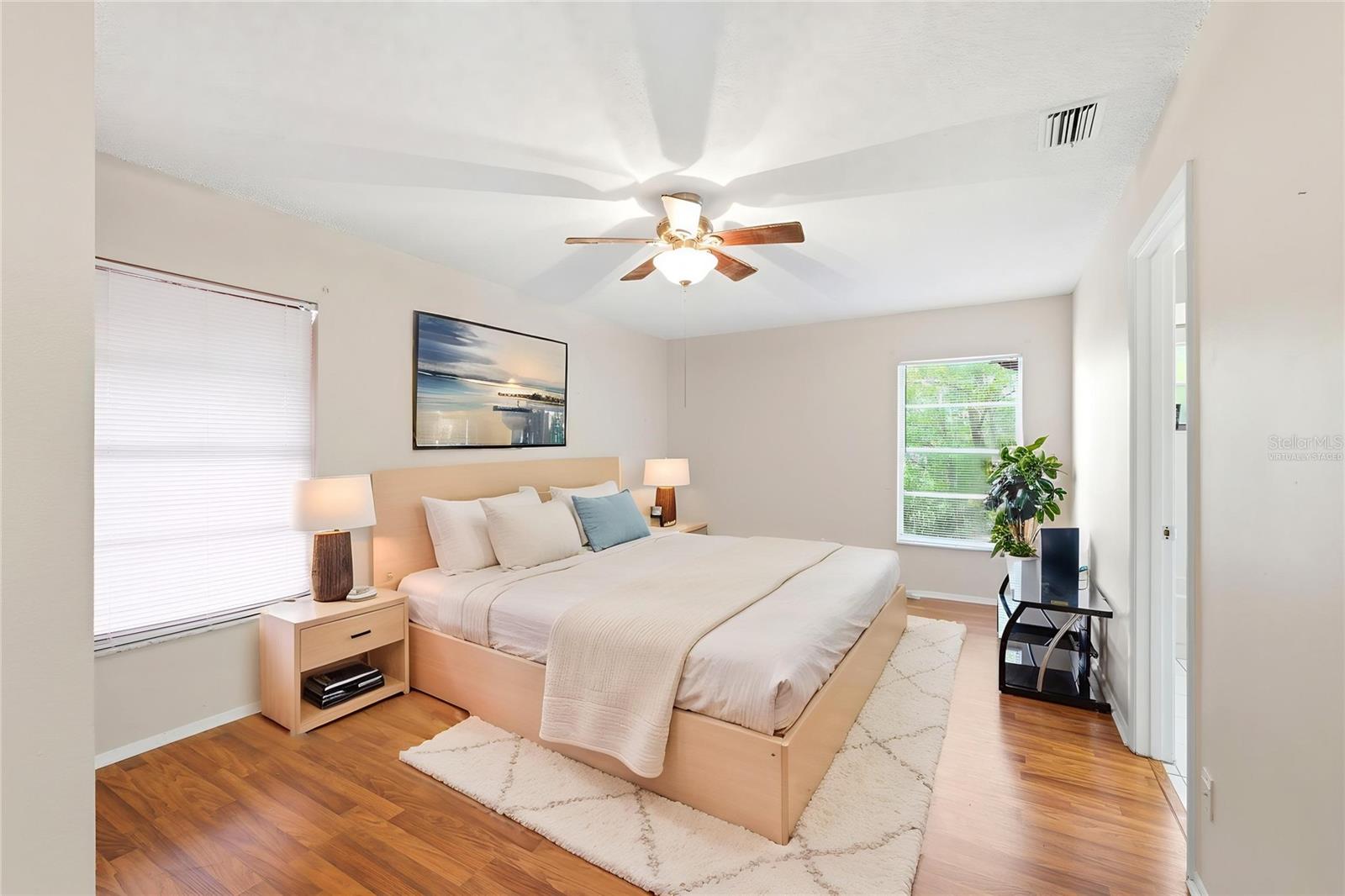 Image 12 of 31 For 10374 Timbercrest Road