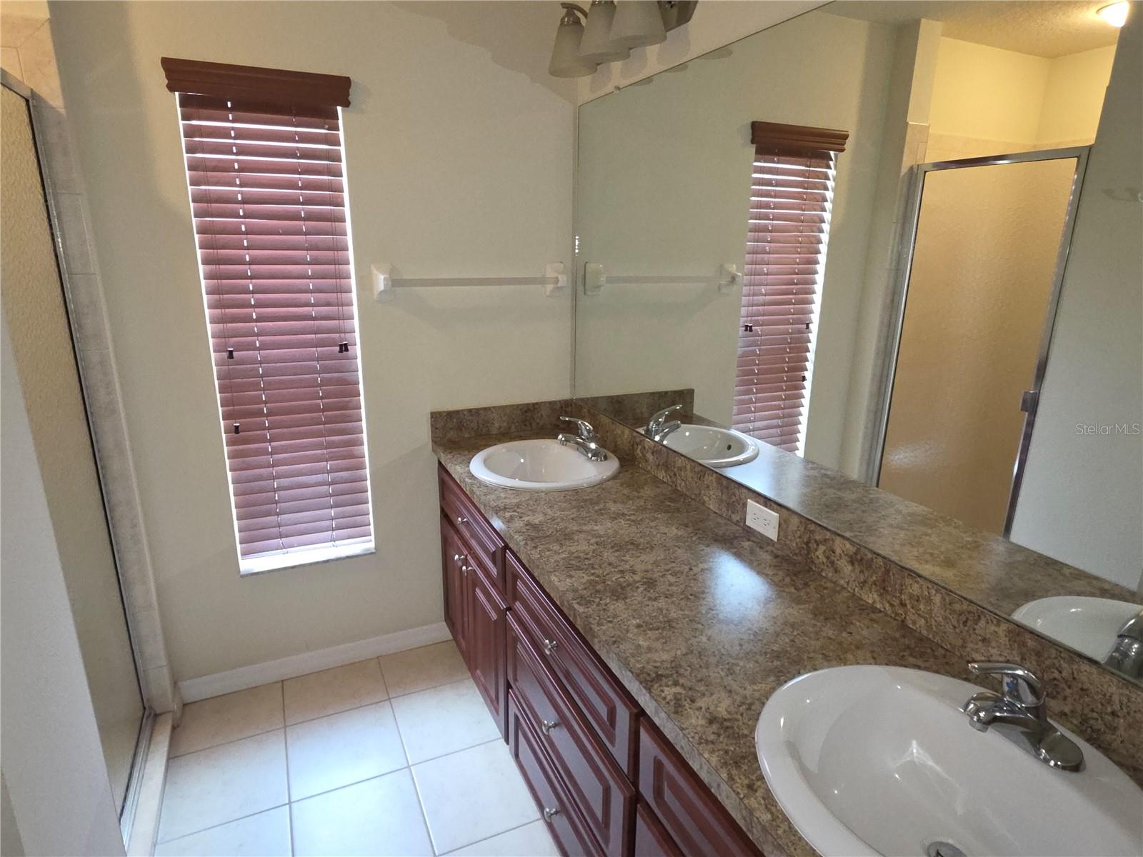 Image 11 of 19 For 4284 High Ridge Avenue