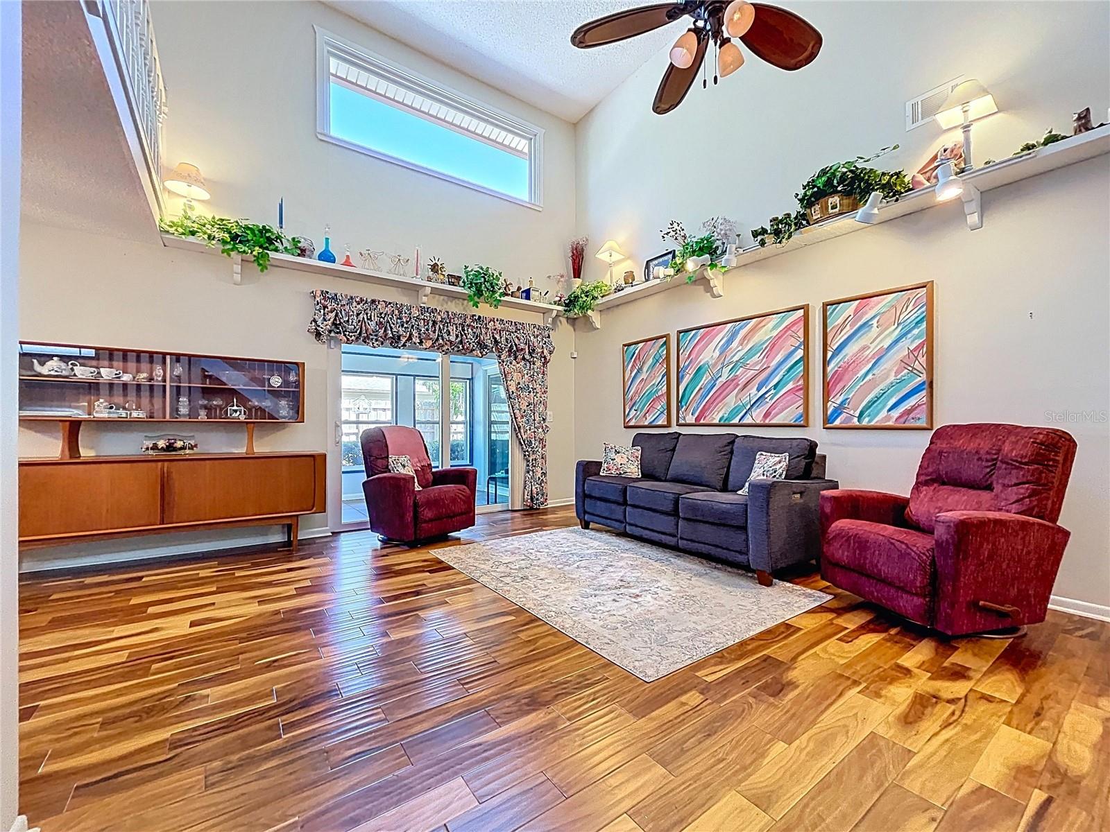 Image 10 of 48 For 14711 Tall Tree Drive