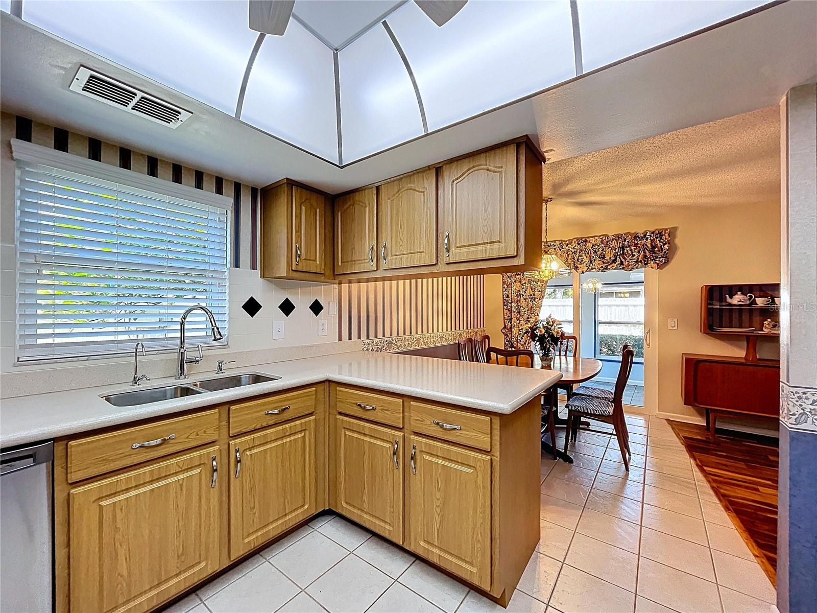 Image 15 of 48 For 14711 Tall Tree Drive
