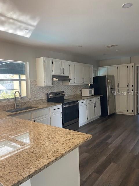 Image 11 of 46 For 5067 Courtland Road