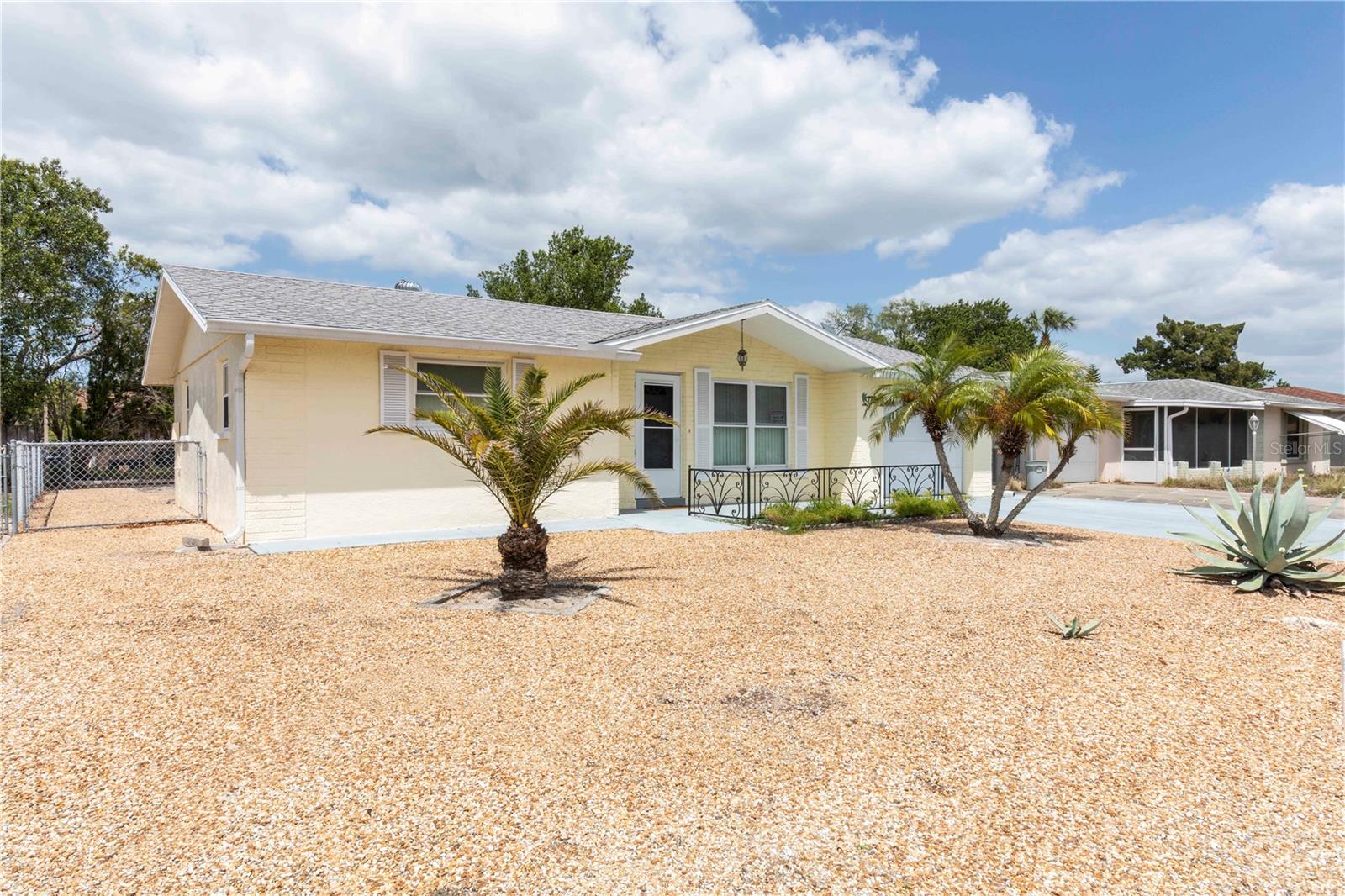 Listing photo id 19 for 7725 Greybirch Terrace