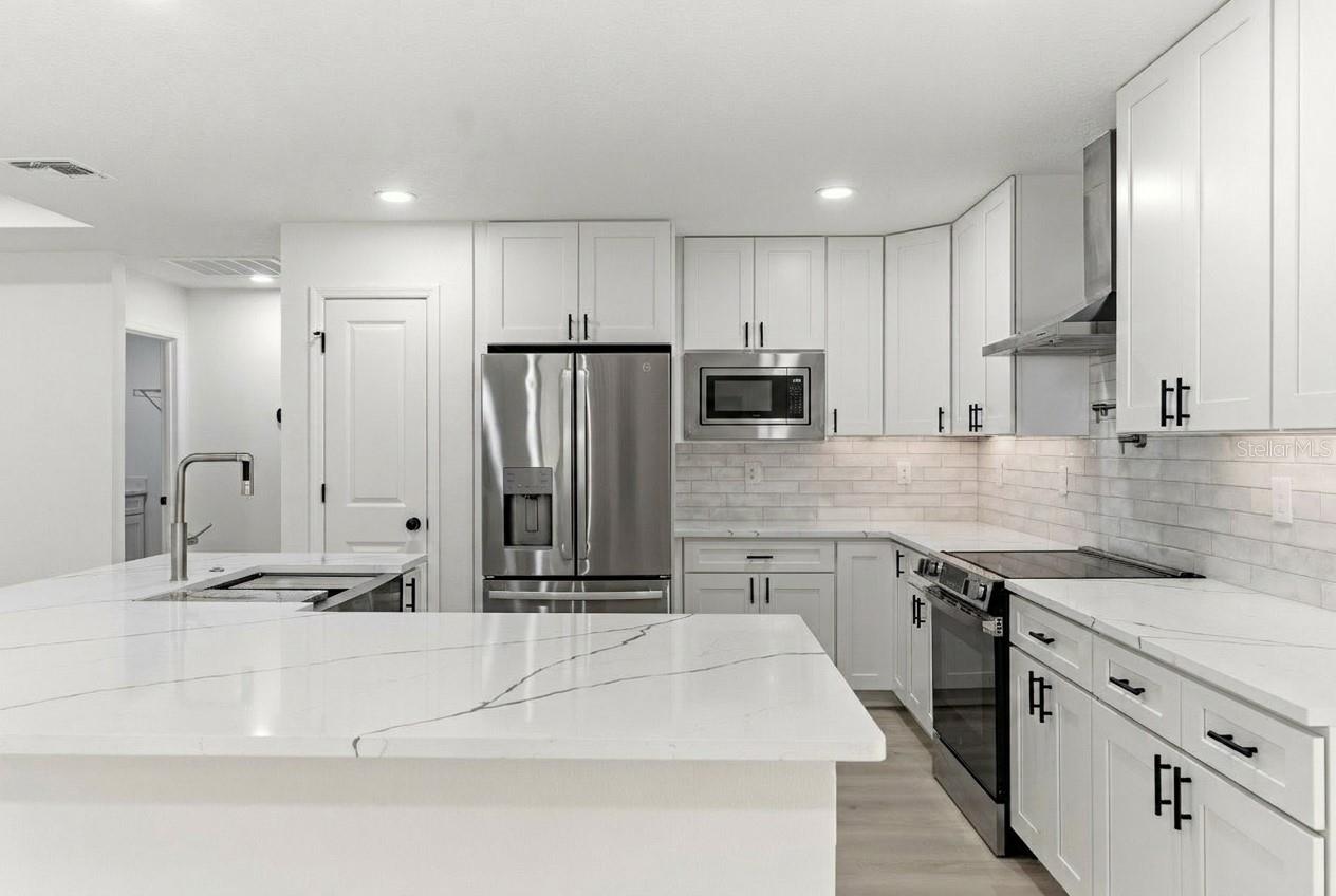 Image 13 of 45 For 12116 Petrel Avenue