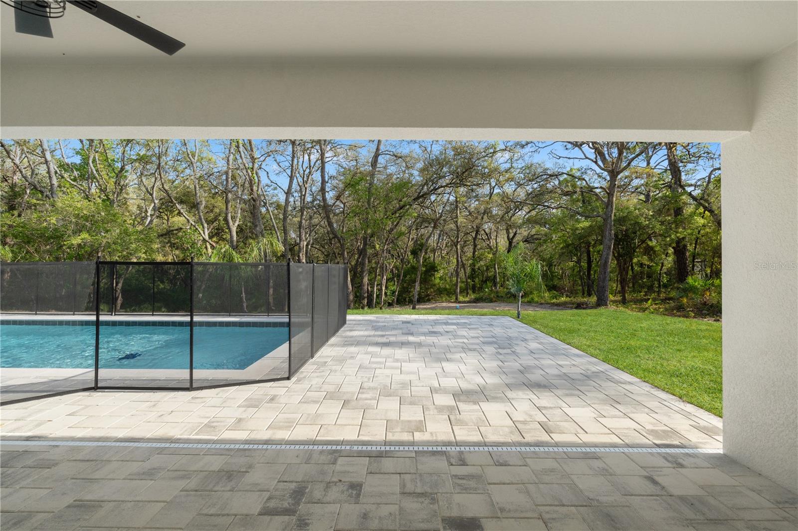 Image 39 of 45 For 12116 Petrel Avenue