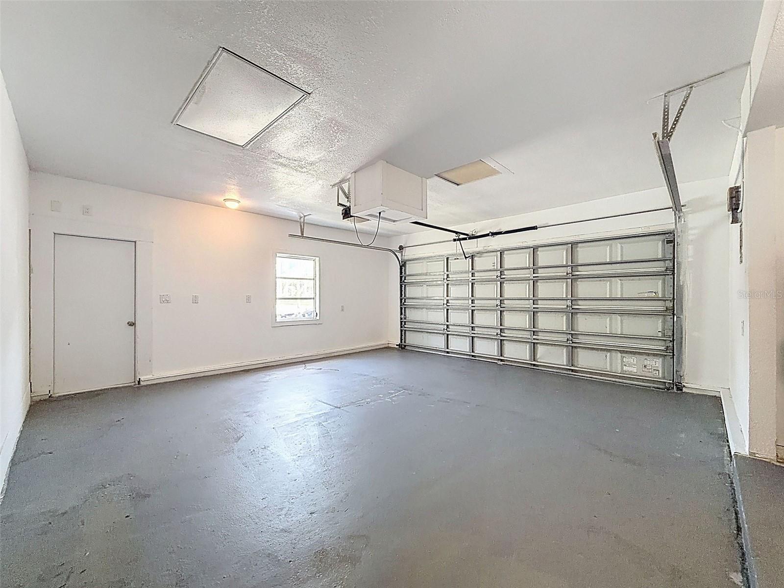 Image 34 of 39 For 4221 Shore Acres Boulevard Ne