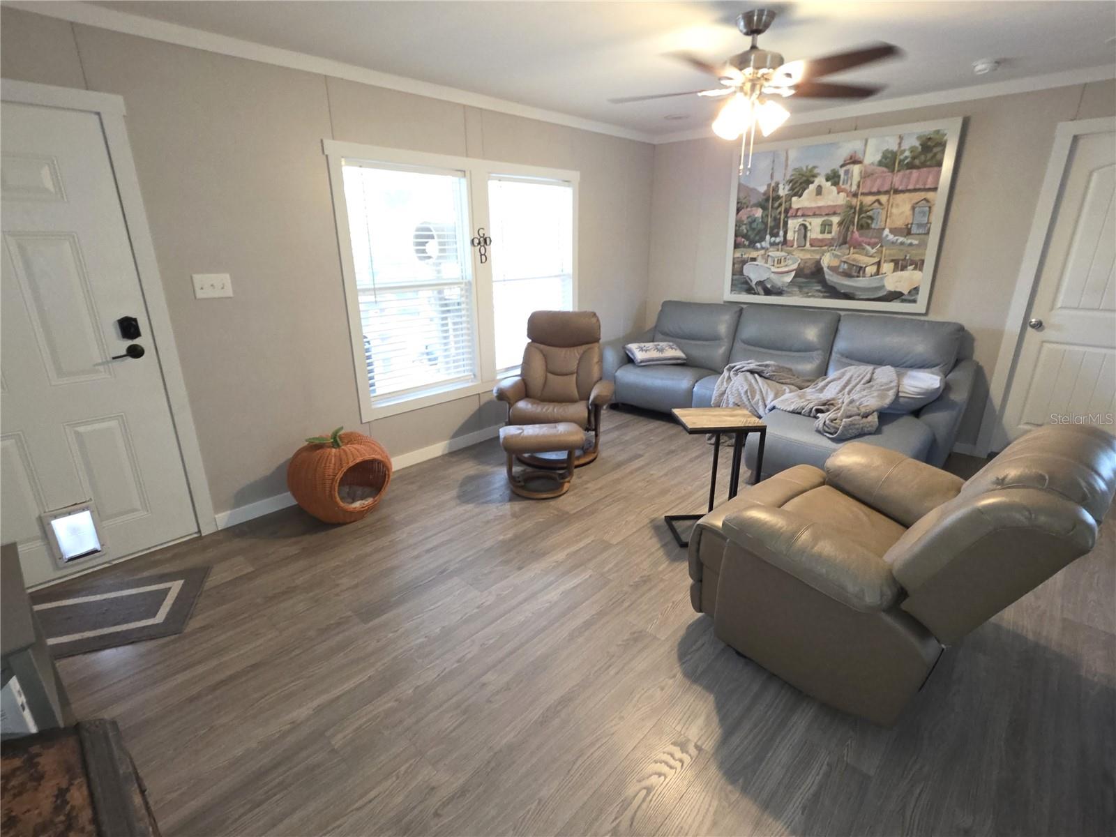 Image 3 of 18 For 9484 Spirit Woods Trail