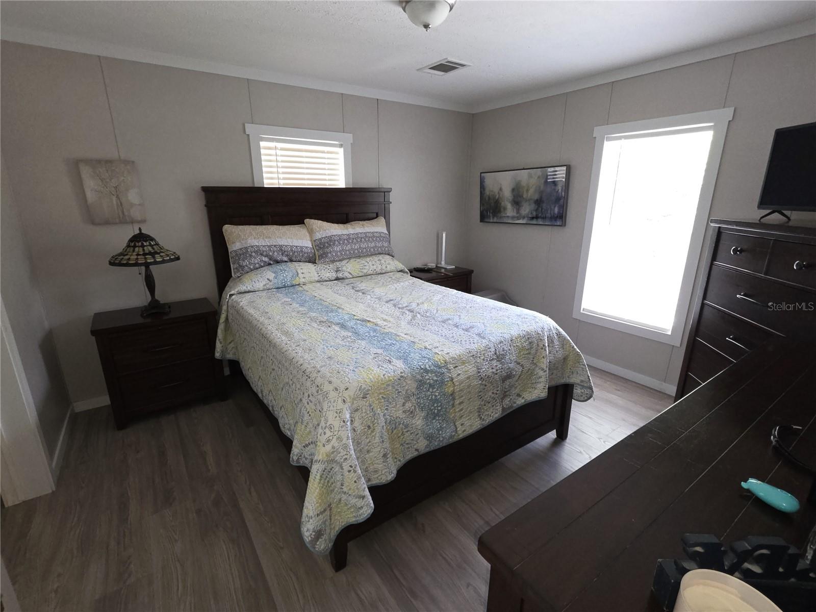 Image 5 of 18 For 9484 Spirit Woods Trail