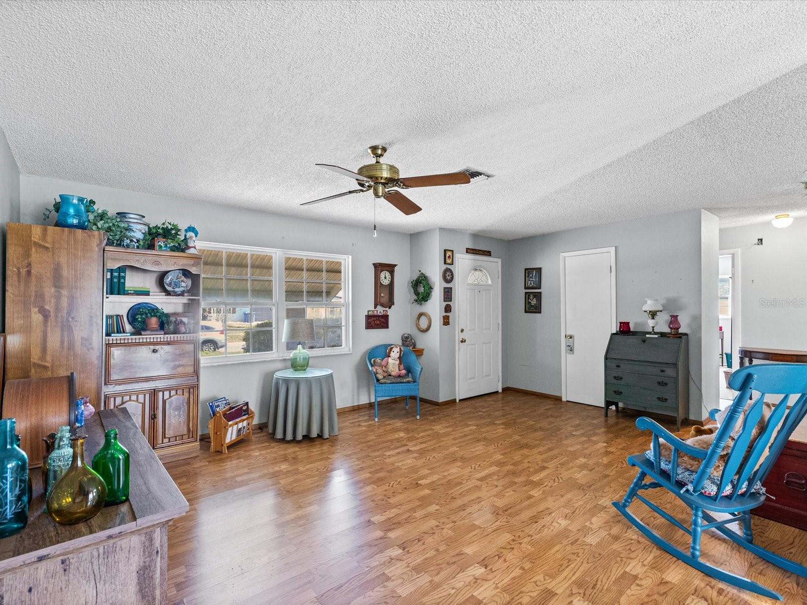 Listing photo id 8 for 11423 Wheeling Drive