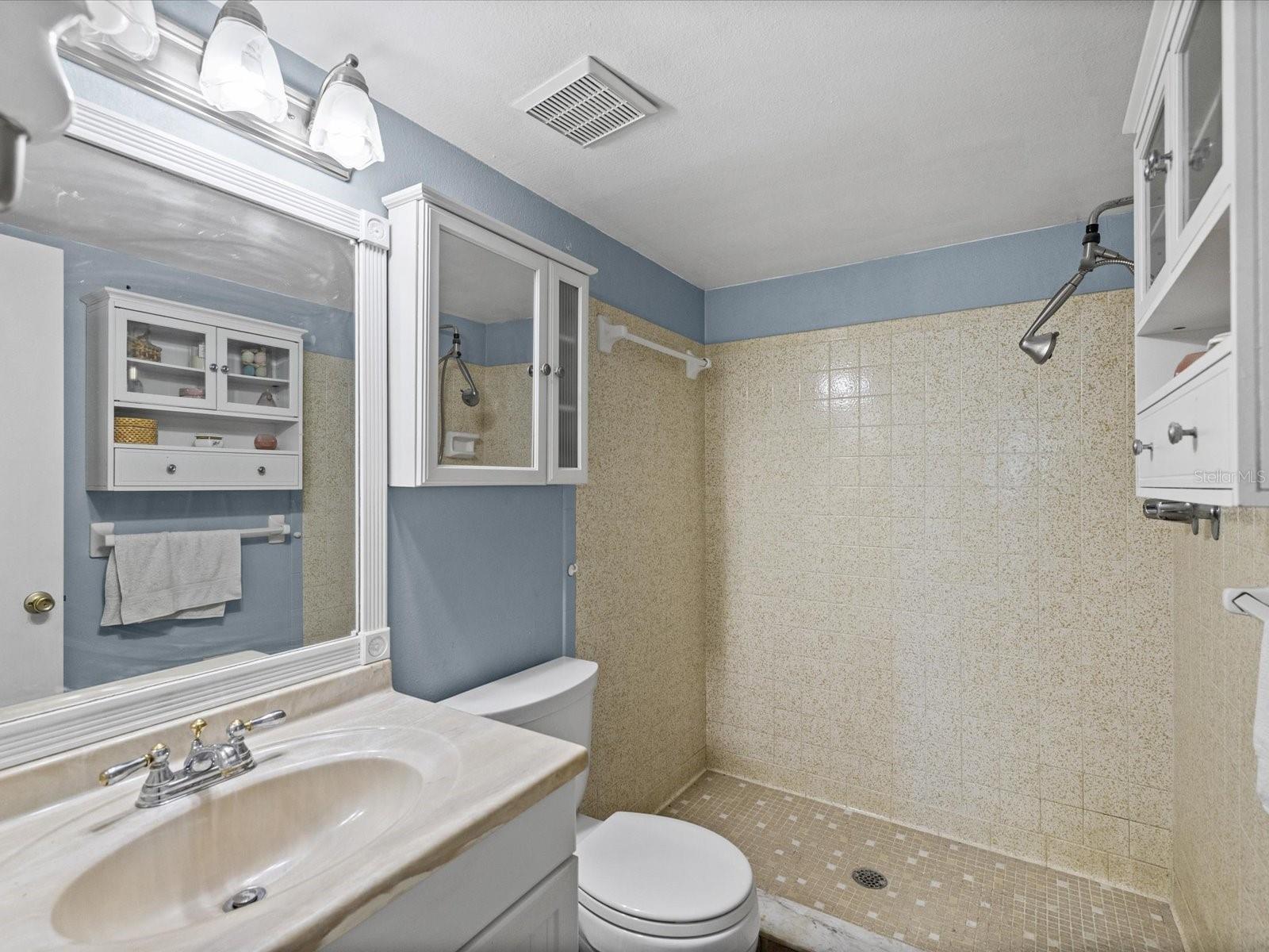 Listing photo id 19 for 11423 Wheeling Drive