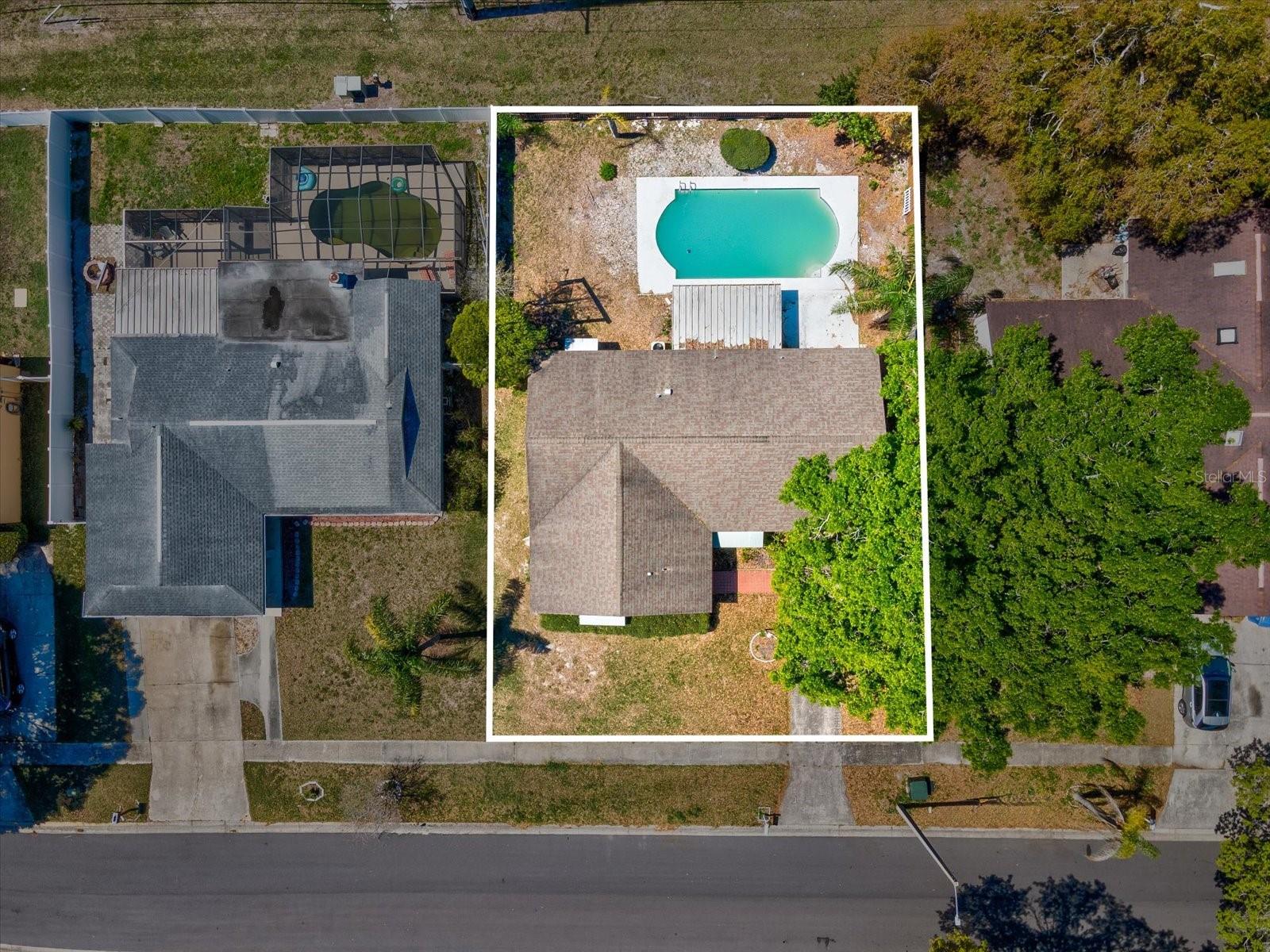 Listing photo id 1 for 11423 Wheeling Drive