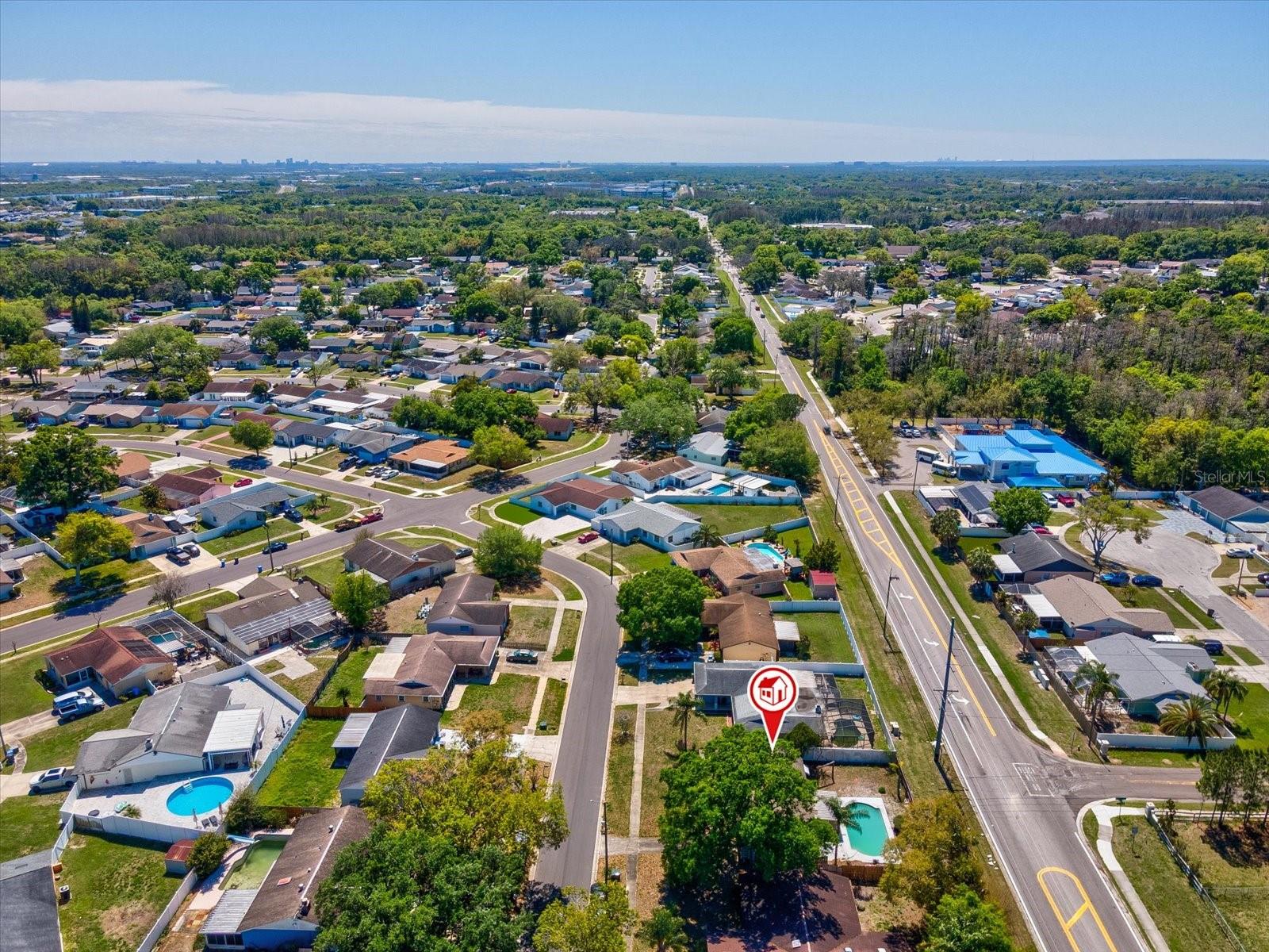 Listing photo id 39 for 11423 Wheeling Drive