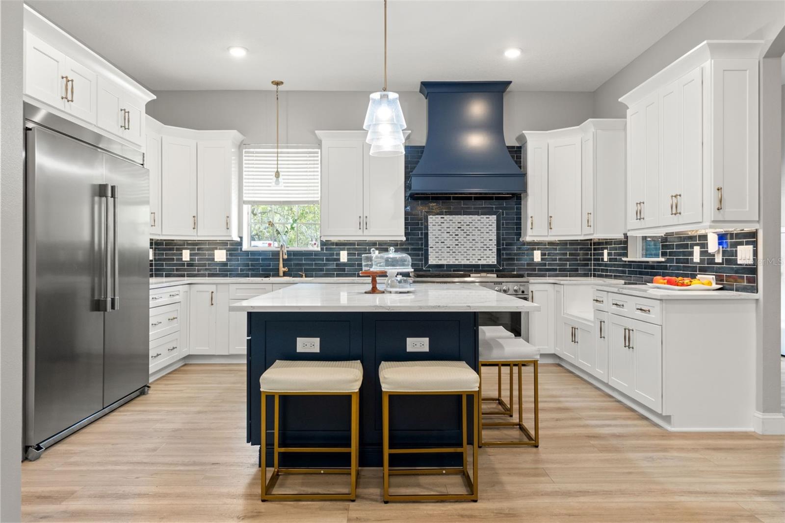 Image 15 of 57 For 9135 Mazette Road