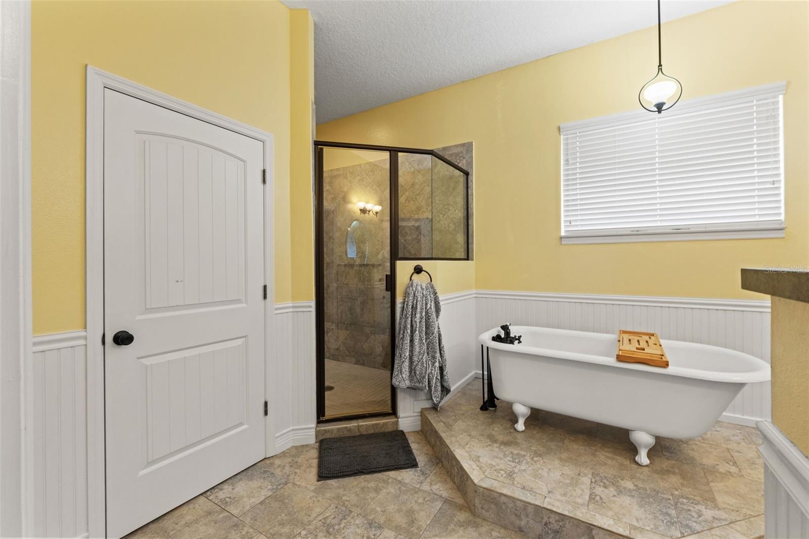 Image 41 of 57 For 9135 Mazette Road