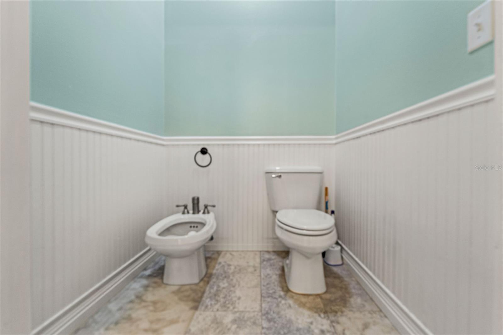 Image 44 of 57 For 9135 Mazette Road