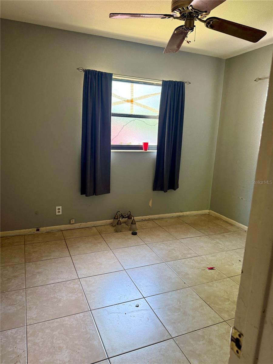 Image 10 of 14 For 3018 Aileen Street