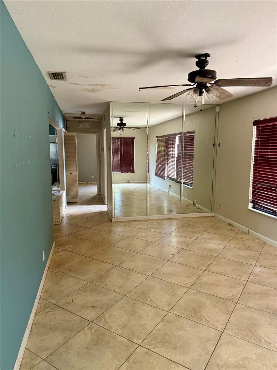 Image 9 of 14 For 3018 Aileen Street