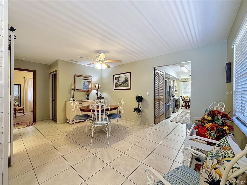 Image 14 of 76 For 5198 Riverview Circle
