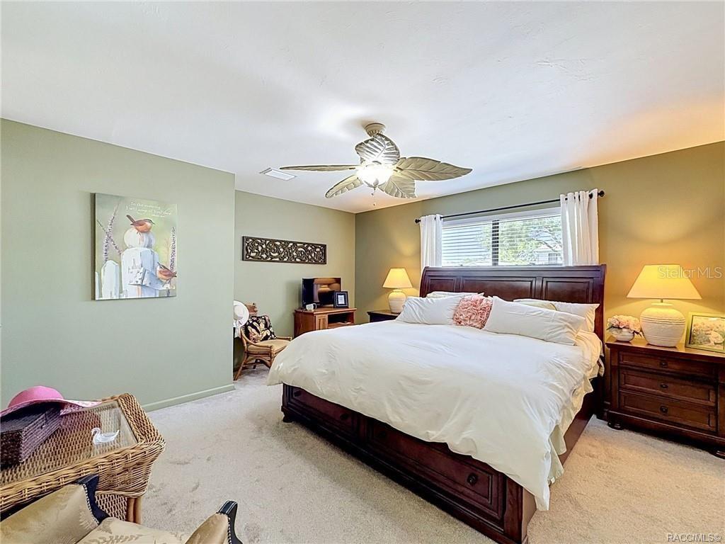 Image 20 of 76 For 5198 Riverview Circle