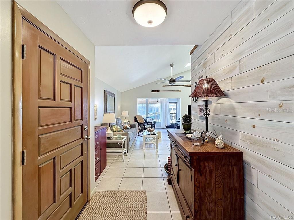 Image 33 of 76 For 5198 Riverview Circle